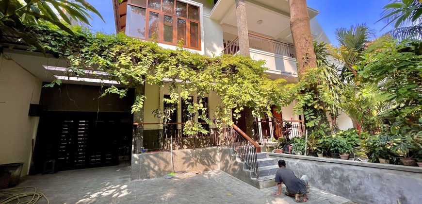 Disewakan Rumah Kebayoran Baru