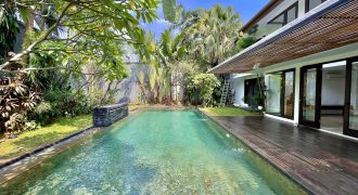Disewakan Rumah Modern Tropical di Kemang Jakarta Selatan