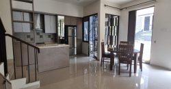 Dijual Rumah Baru Semi Furnished Kawasan Cirendeu