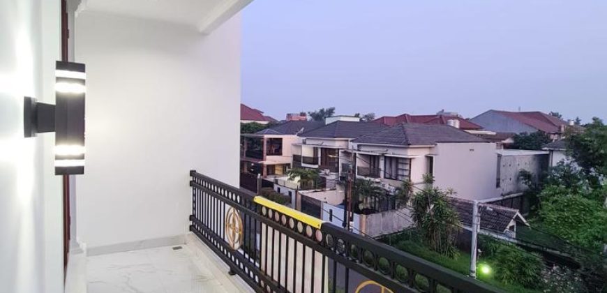 Dijual Rumah Bangunan Baru Exclusive 3 Lantai Pesanggrahan