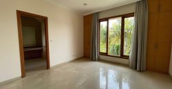 Disewakan Rumah Modern Tropical di Pejaten