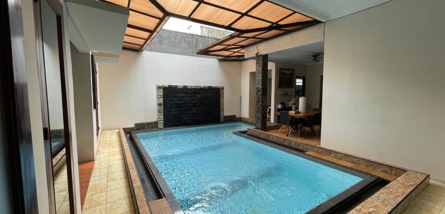 Dijual Rumah Kebayoran Baru Jakarta Selatan