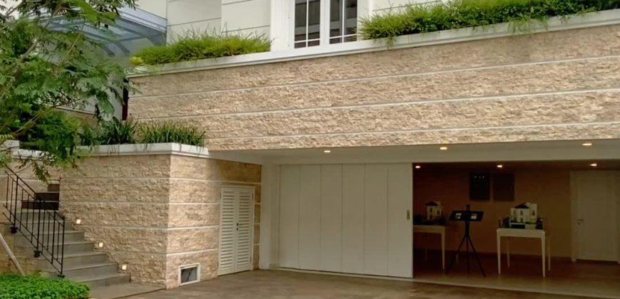 Townhouse 1 Park Homes Gandaria Jakarta Selatan