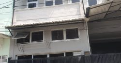 Dijual Rumah daerah Daan mogot