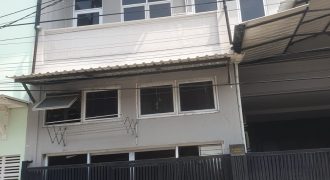Dijual Rumah daerah Daan mogot