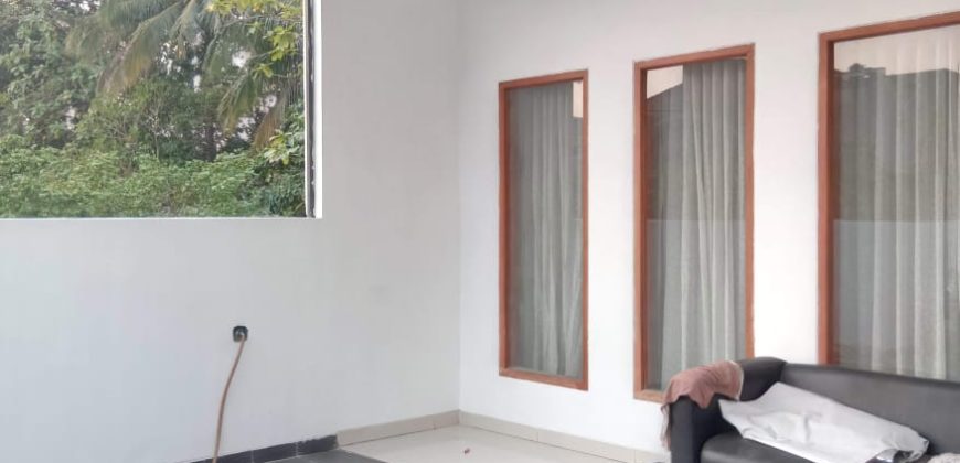 Dijual Rumah Dalam Komplek Perumahan 1 gate system
