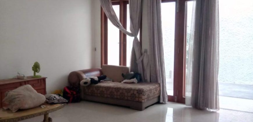 Dijual Rumah Dalam Komplek Perumahan 1 gate system