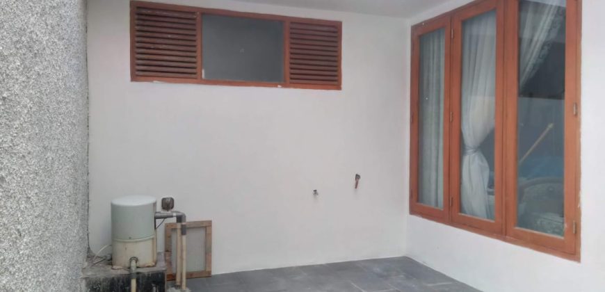 Dijual Rumah Dalam Komplek Perumahan 1 gate system