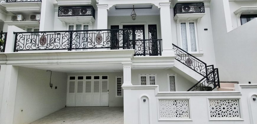 Dijual dan Disewakan Rumah dalam Cluster Furnished Jagakarsa
