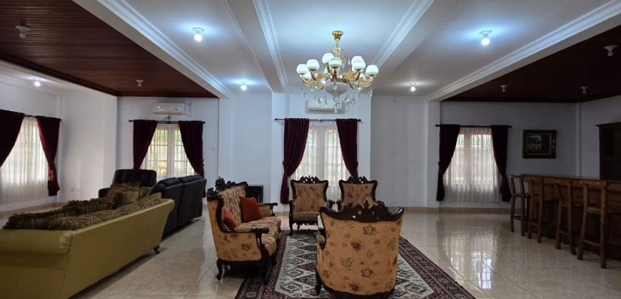 Disewakan Rumah Area Kemang Semi Furnished