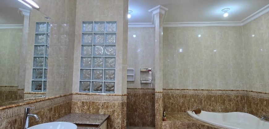 Disewakan Rumah Area Kemang Semi Furnished