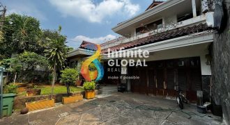 Dijual Rumah Rapih Lokasi Elite Simprug Senayan
