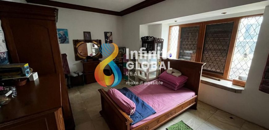 Dijual Rumah Rapih Lokasi Elite Simprug Senayan