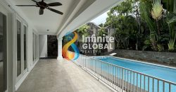 Town House For Rent Semi Furnished Near French School