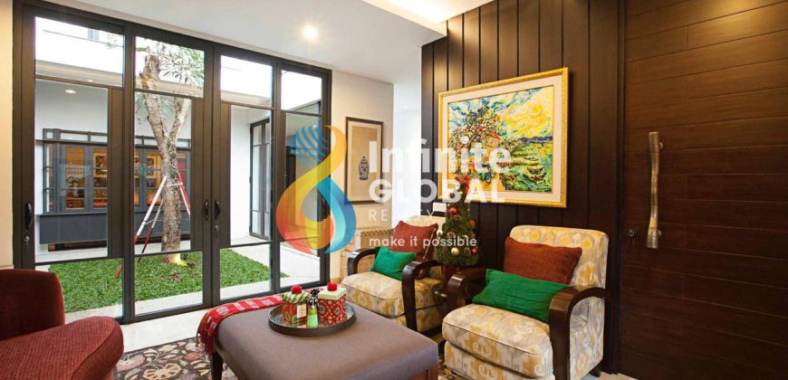 For Sale House Tropical Modern Bangka Kemang