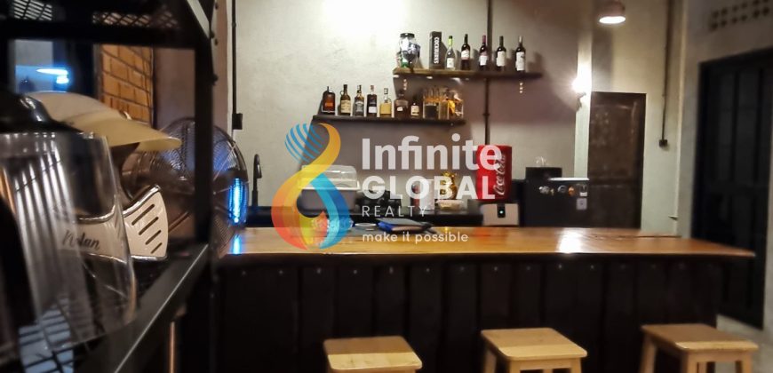 Rumah Dengan Konsep Industrial Bangunan Baru di Kawasan Elite Kuningan