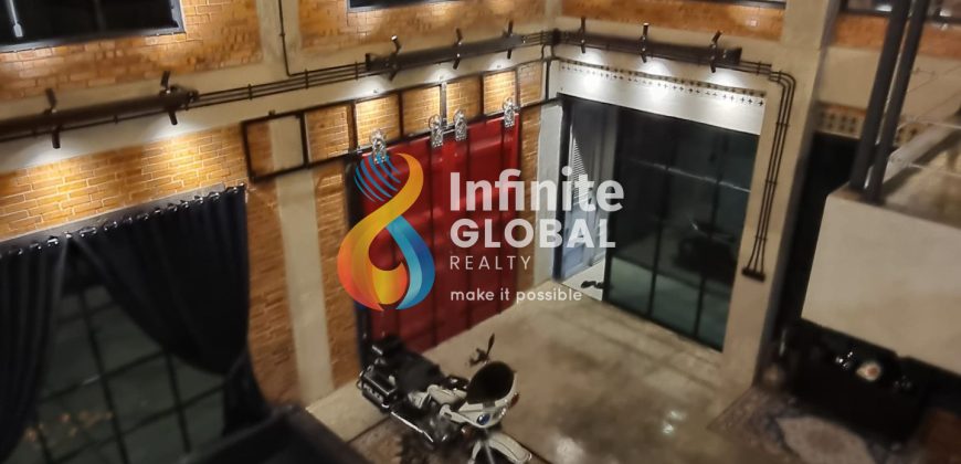 Rumah Dengan Konsep Industrial Bangunan Baru di Kawasan Elite Kuningan