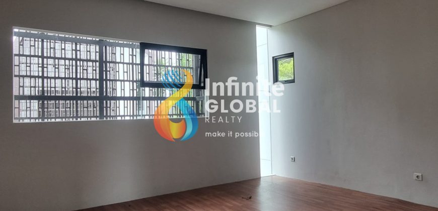 For Sale Townhouse 3 Lantai Bangka Kemang