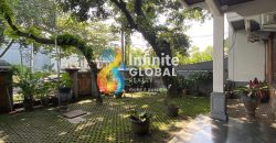 Dijual Rumah Area Pondok Indah Classic Design Dekat Dengan PIM