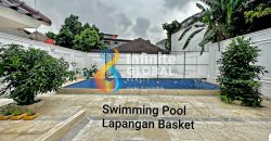 Dijual Rumah Mewah With Private Swimming Pool