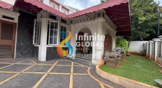 FOR SALE RUMAH OLD MONEY MENTENG JAKARTA PUSAT