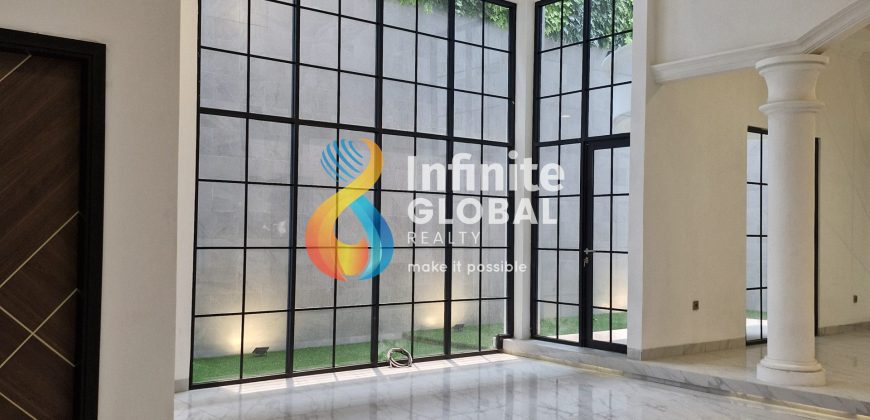 Dijual Rumah Baru Mewah 3 lantai daerah Tomang