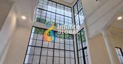 Dijual Rumah Baru Mewah 3 lantai daerah Tomang