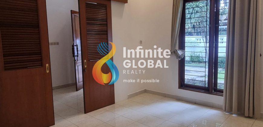 FOR RENT KEMANG DALAM AREA NYAMAN & TENANG SEMI FURNISHED