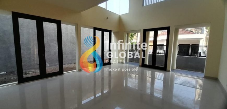 FOR SALE BRAND NEW HOUSE CIPETE AREA