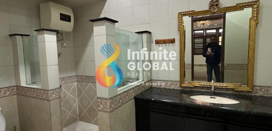 DISEWAKAN RUMAH USAHA GANDARIA KEBAYORAN BARU EX CLINIC