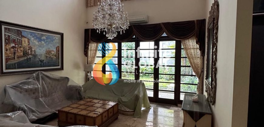 DISEWAKAN RUMAH USAHA GANDARIA KEBAYORAN BARU EX CLINIC