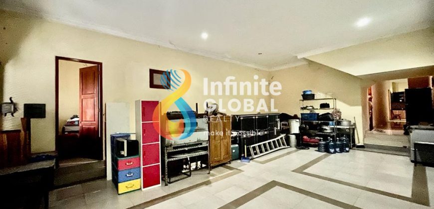 DIJUAL RUMAH MEWAH DI MENTENG Bentuk Tanah Kotak