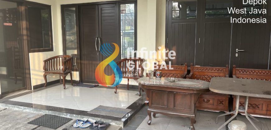 DIJUAL Rumah Jl. Raya Boulevard Cluster Grand Depok City