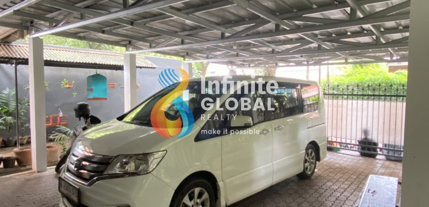 DISEWAKAN Rumah Lingkungan Asri di Kebayoran Baru