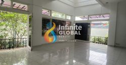 Dijual Cepat Rumah 3 Lantai di Bangka Kemang Jakarta Selatan