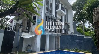 Dijual Cepat Rumah 3 Lantai di Bangka Kemang Jakarta Selatan