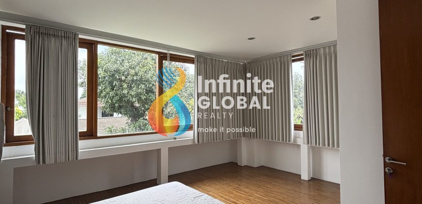 Compound House For Rent 2 level house with Private pool And Garden