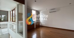 Compound House For Rent 2 level house with Private pool And Garden