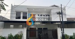 Disewakan Rumah Usaha Cocok Untuk Kantor Klinik Dan Cafe