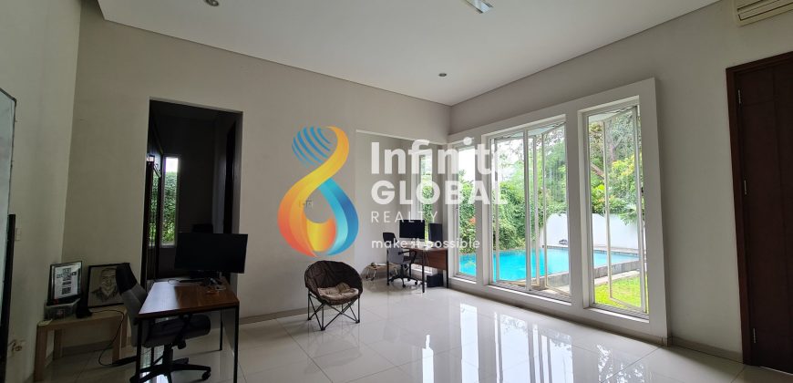 Disewakan Rumah Besar di Kemang Timur Jakarta Selatan
