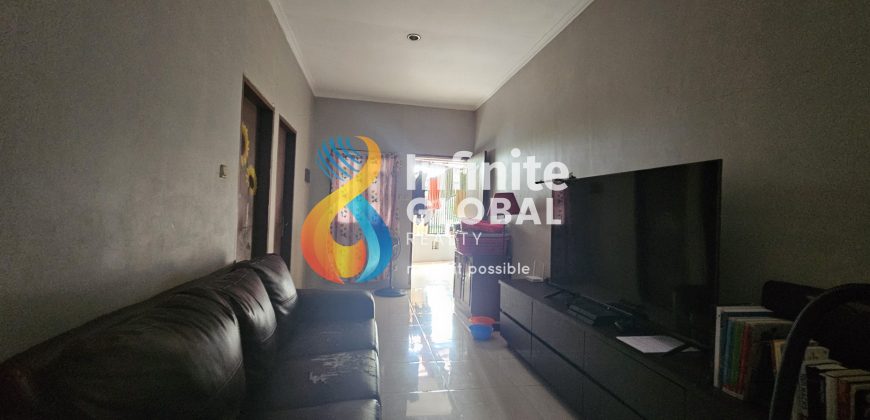 Dijual Rumah lokasi super strategis Slipi jual cepat