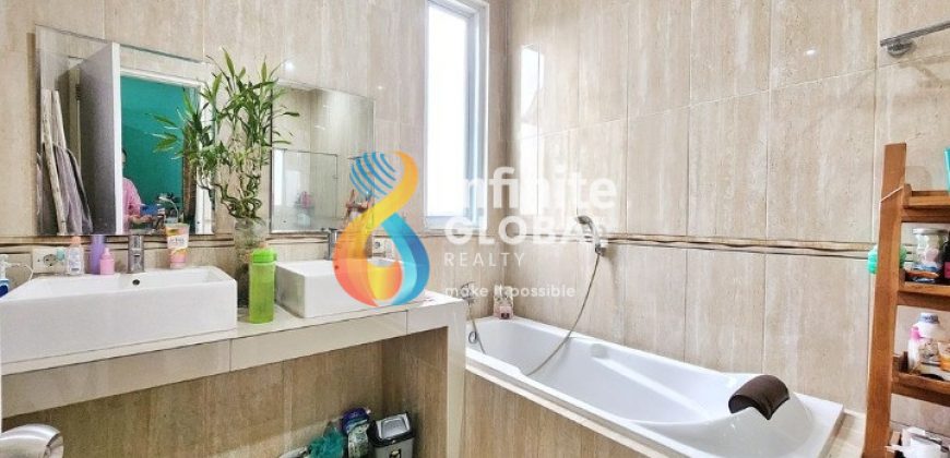 DIJUAL RUMAH TROPICAL CANTIK STRATEGIS LEBAK BULUS
