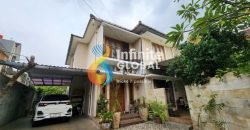 DIJUAL RUMAH TROPICAL CANTIK STRATEGIS LEBAK BULUS
