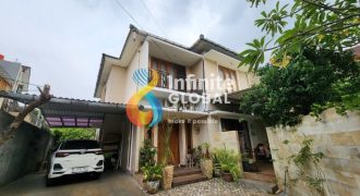 DIJUAL RUMAH TROPICAL CANTIK STRATEGIS LEBAK BULUS