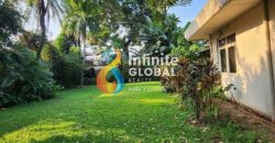 DIJUAL RUMAH KLASIK NGANTONG AREA KEMANG
