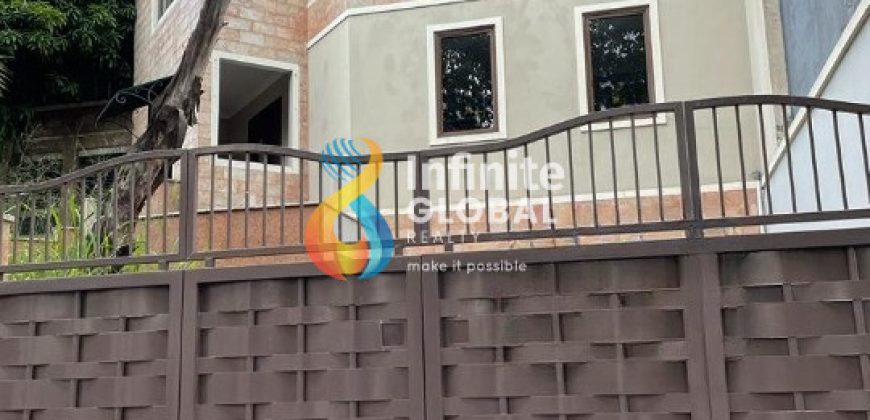 Dijual Rumah 3 Lantai Puri Jimbaran Ancol Timur