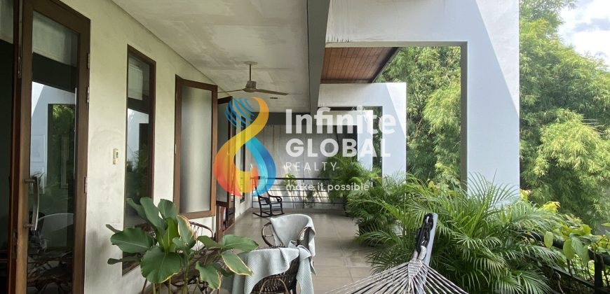 Price Drop 10M! Modern Tropical Luxury House di Kebayoran Baru LT 888 m² Private Pool