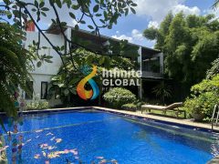 Price Drop 10M! Modern Tropical Luxury House di Kebayoran Baru LT 888 m² Private Pool