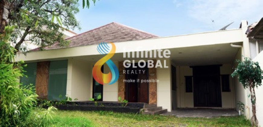 DIJUAL RUMAH LAMA MENTENG JAKARTA PUSAT
