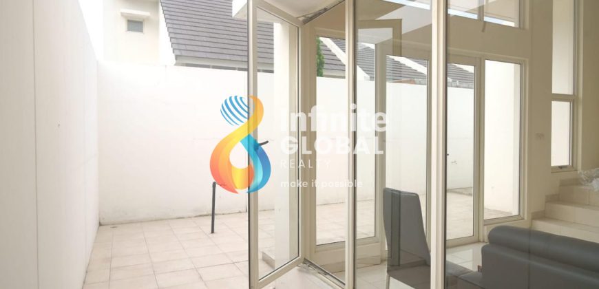 Dijual Rumah Suvarna Sutra Alam Sutera 2 Lantai